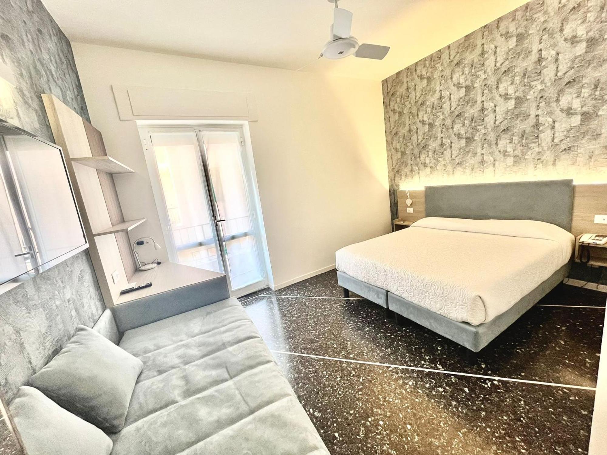 Hotel Al Capo Varigotti Buitenkant foto
