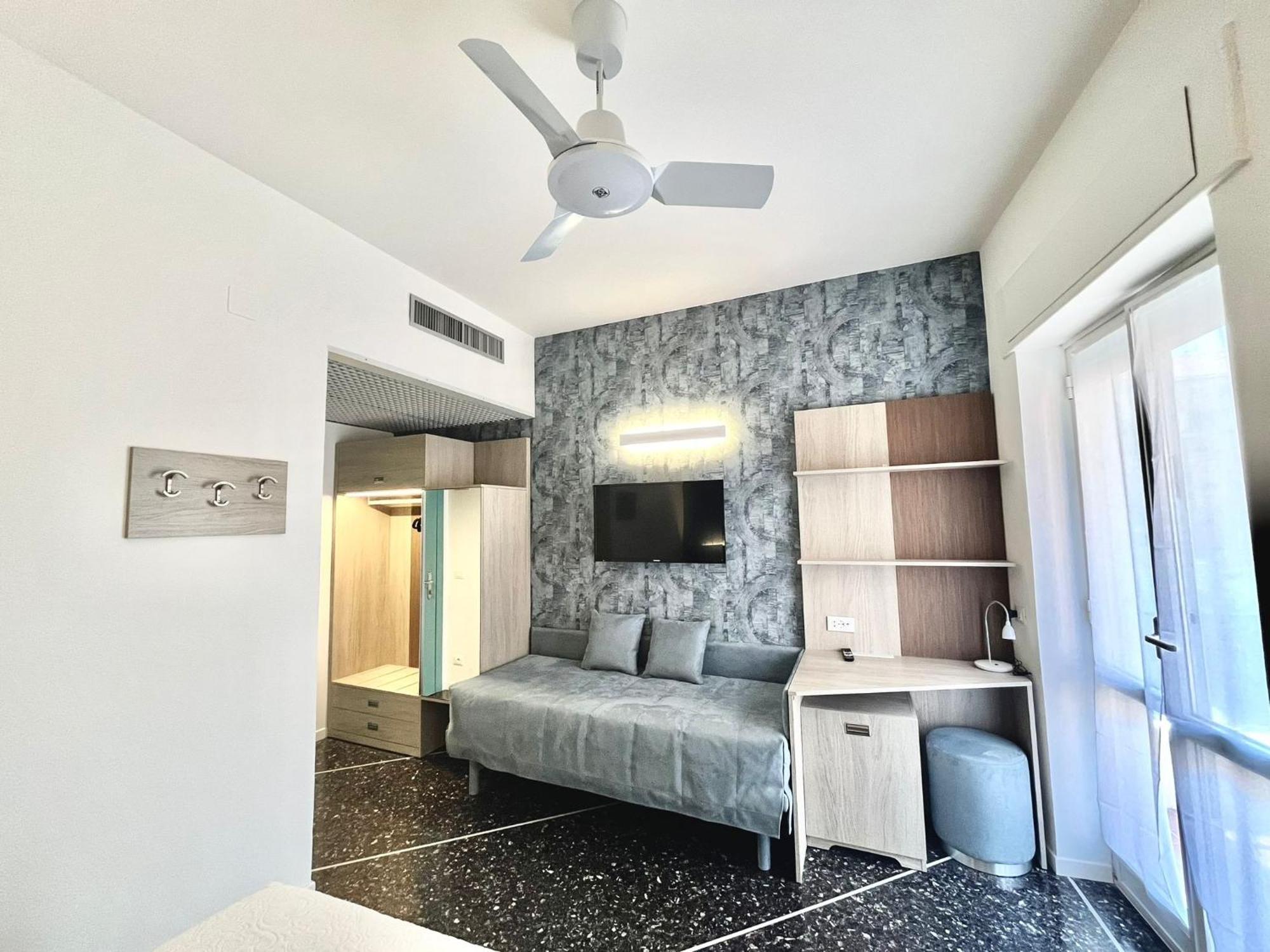 Hotel Al Capo Varigotti Buitenkant foto