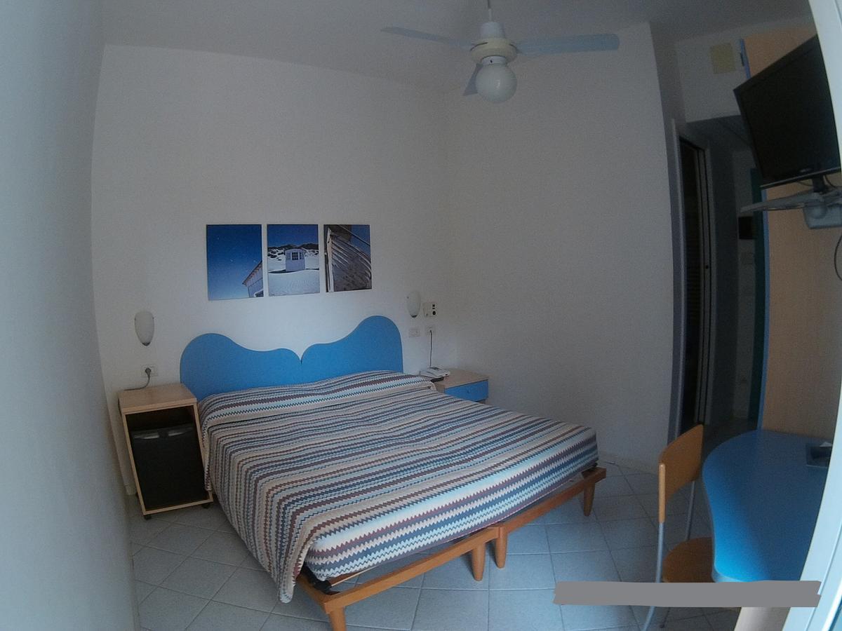 Hotel Al Capo Varigotti Buitenkant foto